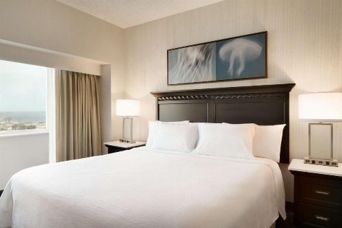 Embassy Suites by Hilton Monterey Bay-Seaside image 12