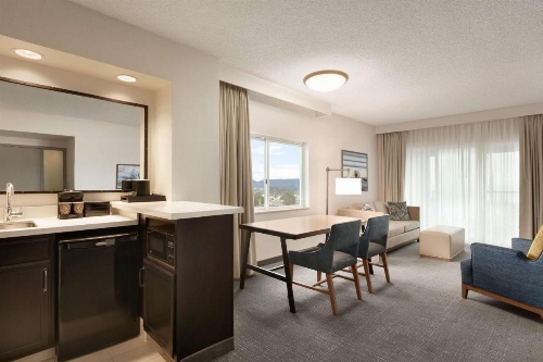 Embassy Suites by Hilton Monterey Bay-Seaside image 13