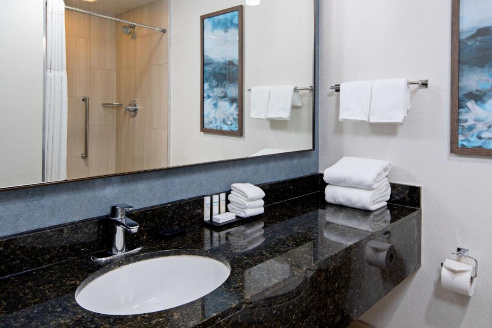 Embassy Suites by Hilton Monterey Bay-Seaside Image 28