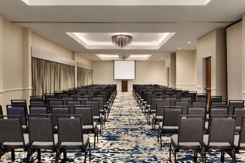 Embassy Suites by Hilton Monterey Bay-Seaside image 3